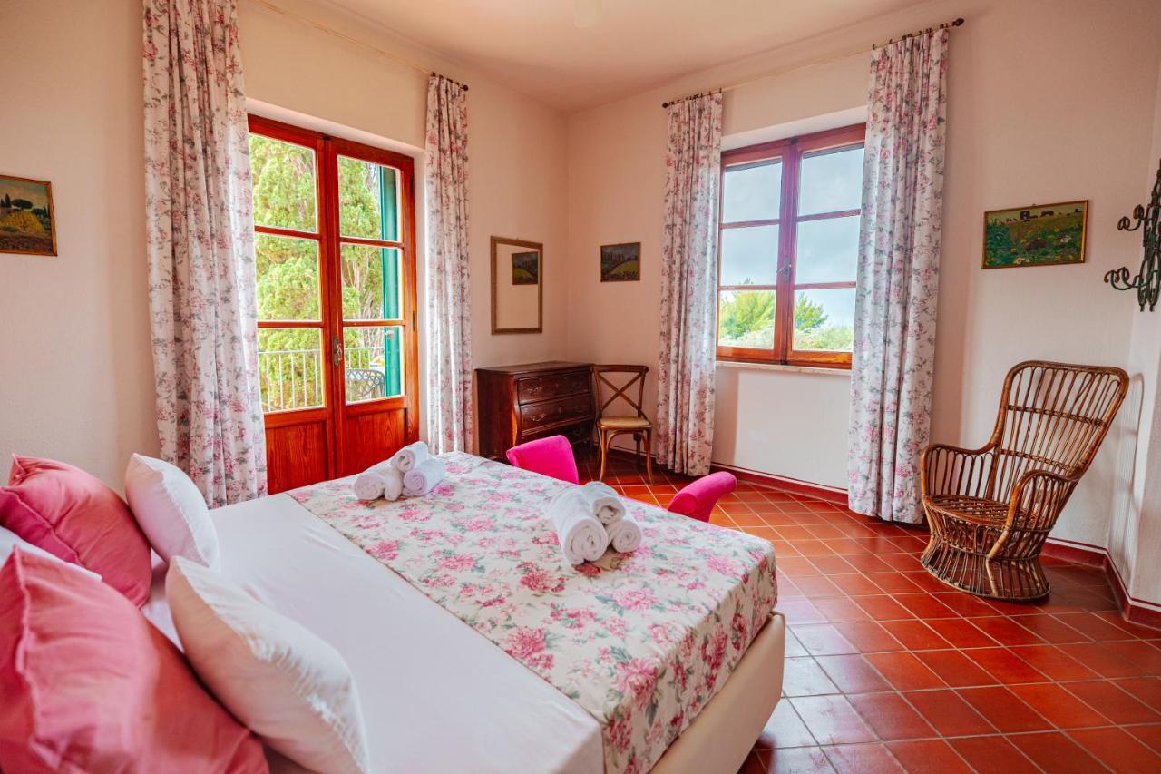 Tenuta Delle Ripalte กาโปลิเวรี ภายนอก รูปภาพ